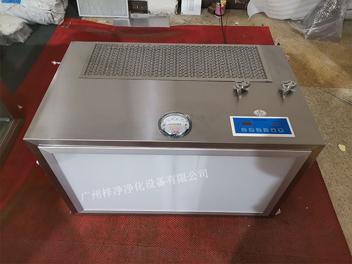 百級層流罩制作現(xiàn)場實(shí)拍圖 百級層流罩制作現(xiàn)場實(shí)拍圖