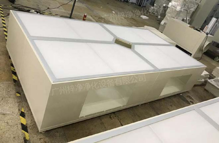 層流送風(fēng)天花分為I、II、III級手術(shù)室用