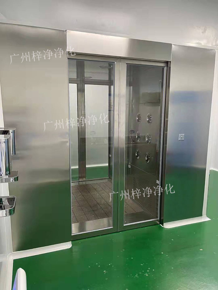 對于貨淋室，則通常位于物料進(jìn)入潔凈室的位置