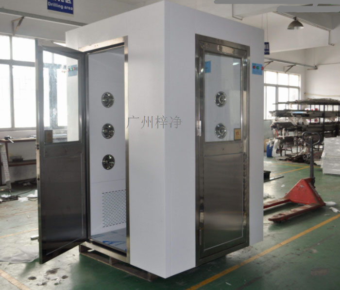 轉(zhuǎn)角風(fēng)淋室