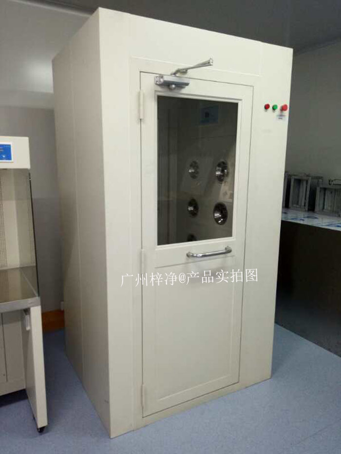 風淋室運行過程中產生的噪音可能會對操作人員造成不適，影響工作效率。